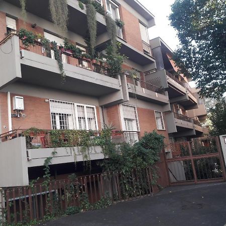Rizzola Casa E Appartamento Per Vacanze ローマ エクステリア 写真